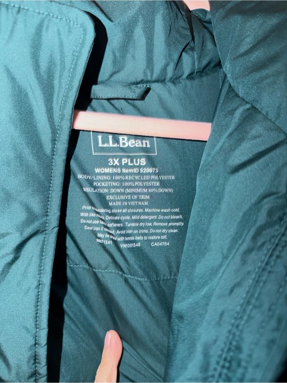 L.L. Bean Women's Dark Green Cropped Puffer Jacket with Hood - Picture 3 of 5